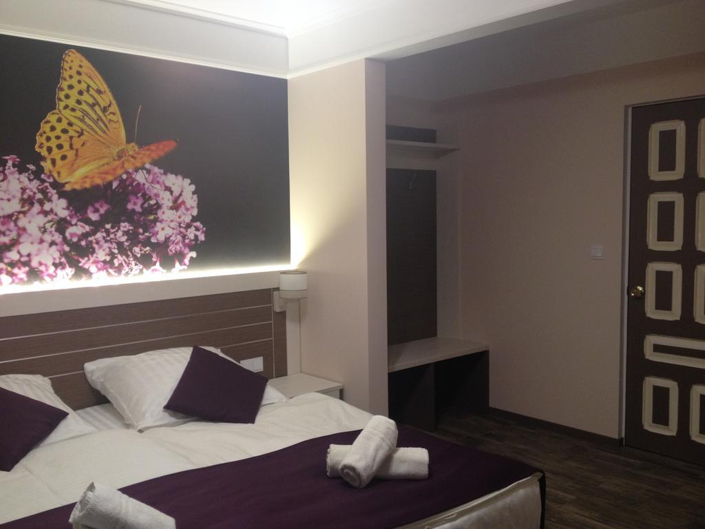 Motelis Bu-Bu Pļaviņas Exterior foto
